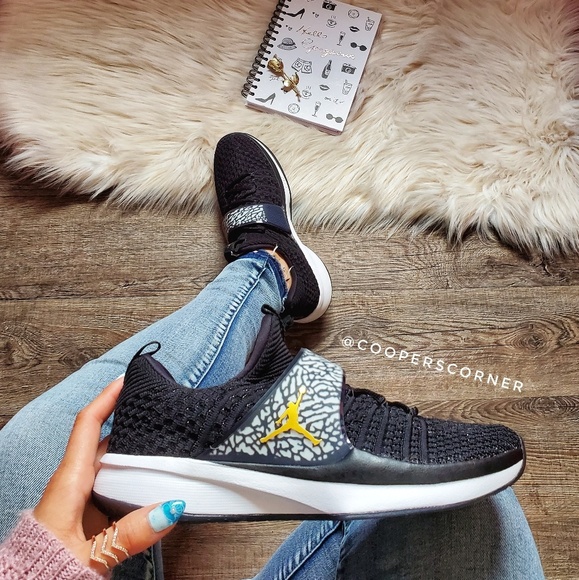 Nike Shoes - NEW Nike Jordan Tr Flyknit